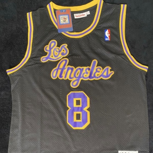 Throwback Vintage LA Lakers Kobe Bryant Jersey - Picture 1 of 3
